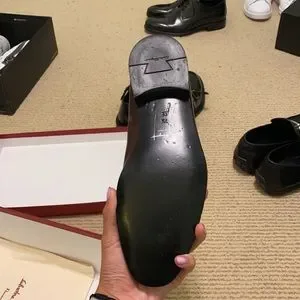 Salvatore Ferragamo | Shoes | Salvatore Ferragamo Platino  display picture 3